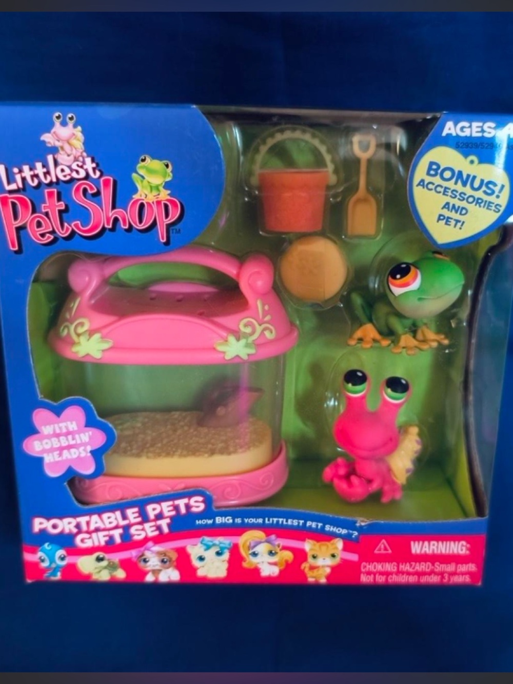 Littlest Pet Shop Pink Carry Case Playset with Green Frog & Pink Buddy